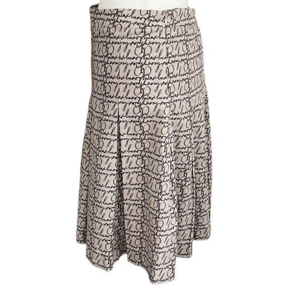 Burberry London Size 10 Signature Script Print Pleated Preppy Cotton Skirt - Picture 2 of 12
